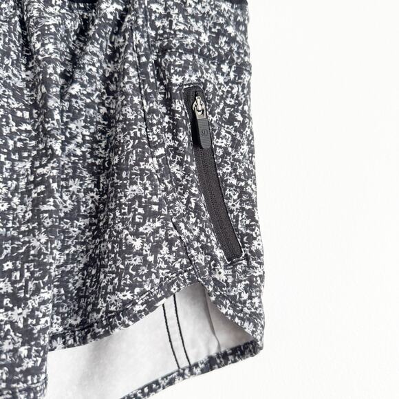 LULULEMON Tracker Short IV Daisy Dust Alpine White Black 4 - Picture 5 of 9